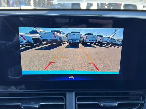 New 2026 Chevrolet Trax RS w/ Sunroof Package image 23