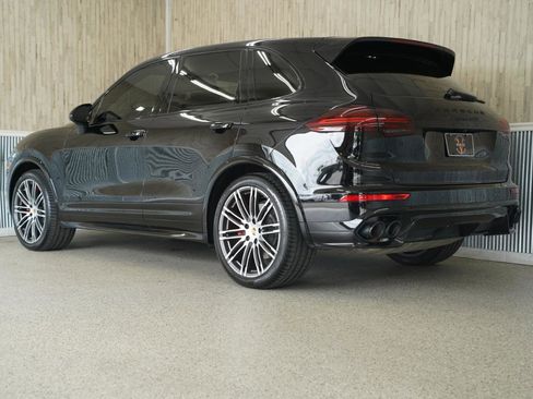 Used 2016 Porsche Cayenne GTS AWD/4WD image 7