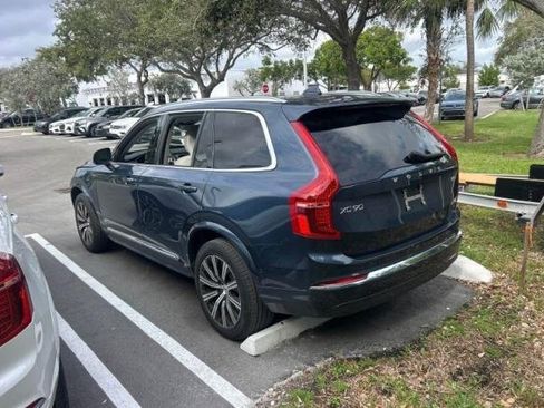 Used 2023 Volvo XC90 B5 Plus image 2