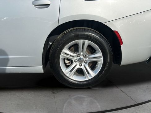 Used 2023 Dodge Charger SXT w/ Cold Weather Package RWD image 28
