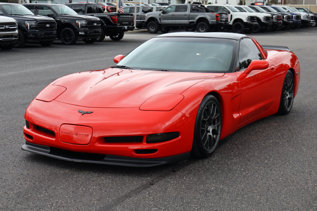 Used 2001 Chevrolet Corvette Coupe RWD image 12