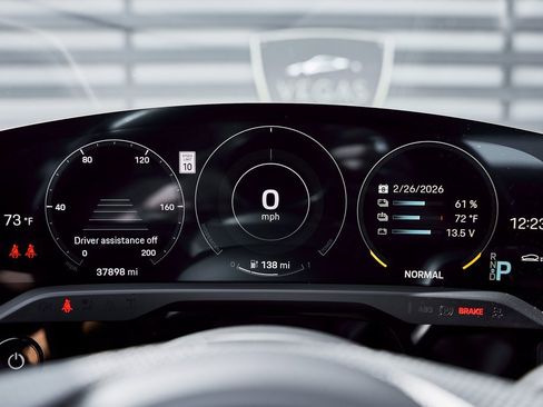 Used 2020 Porsche Taycan Turbo image 60