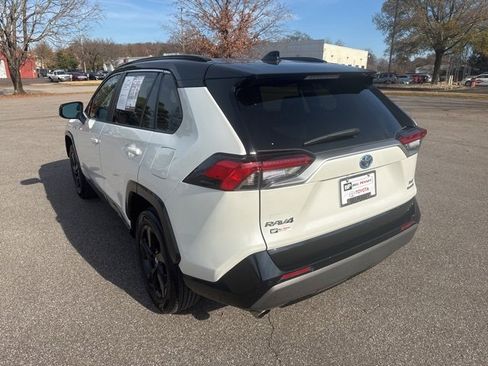 Used 2020 Toyota RAV4 XSE image 3