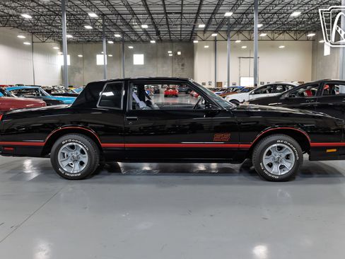Used 1988 Chevrolet Monte Carlo SS image 30
