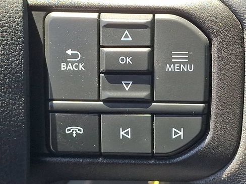 Used 2023 Ford F550 4x4 Crew Cab Super Duty image 21