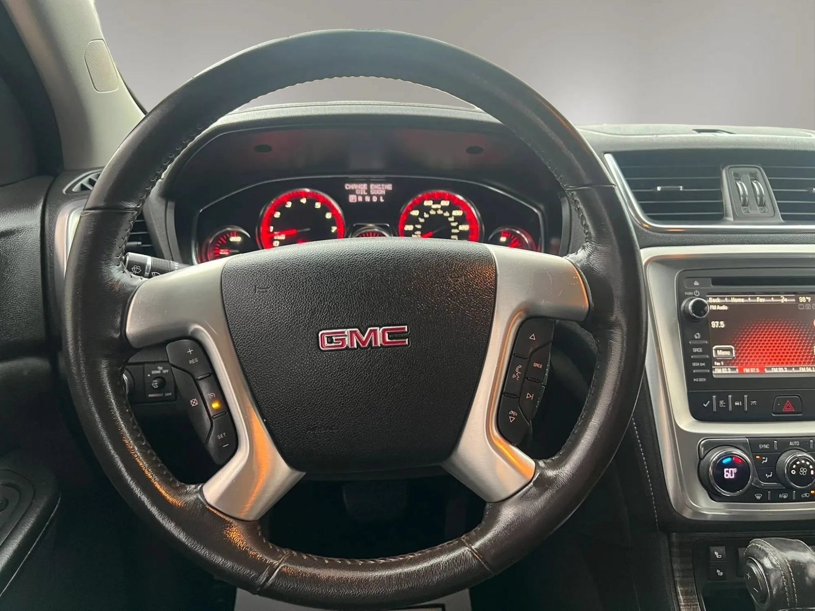 Used 2015 GMC Acadia SLT AWD/4WD image 25