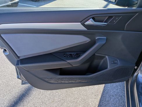 New 2026 Volkswagen Jetta SE image 11