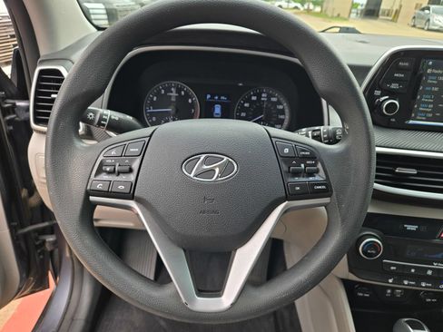 Used 2021 Hyundai Tucson SEL FWD image 11