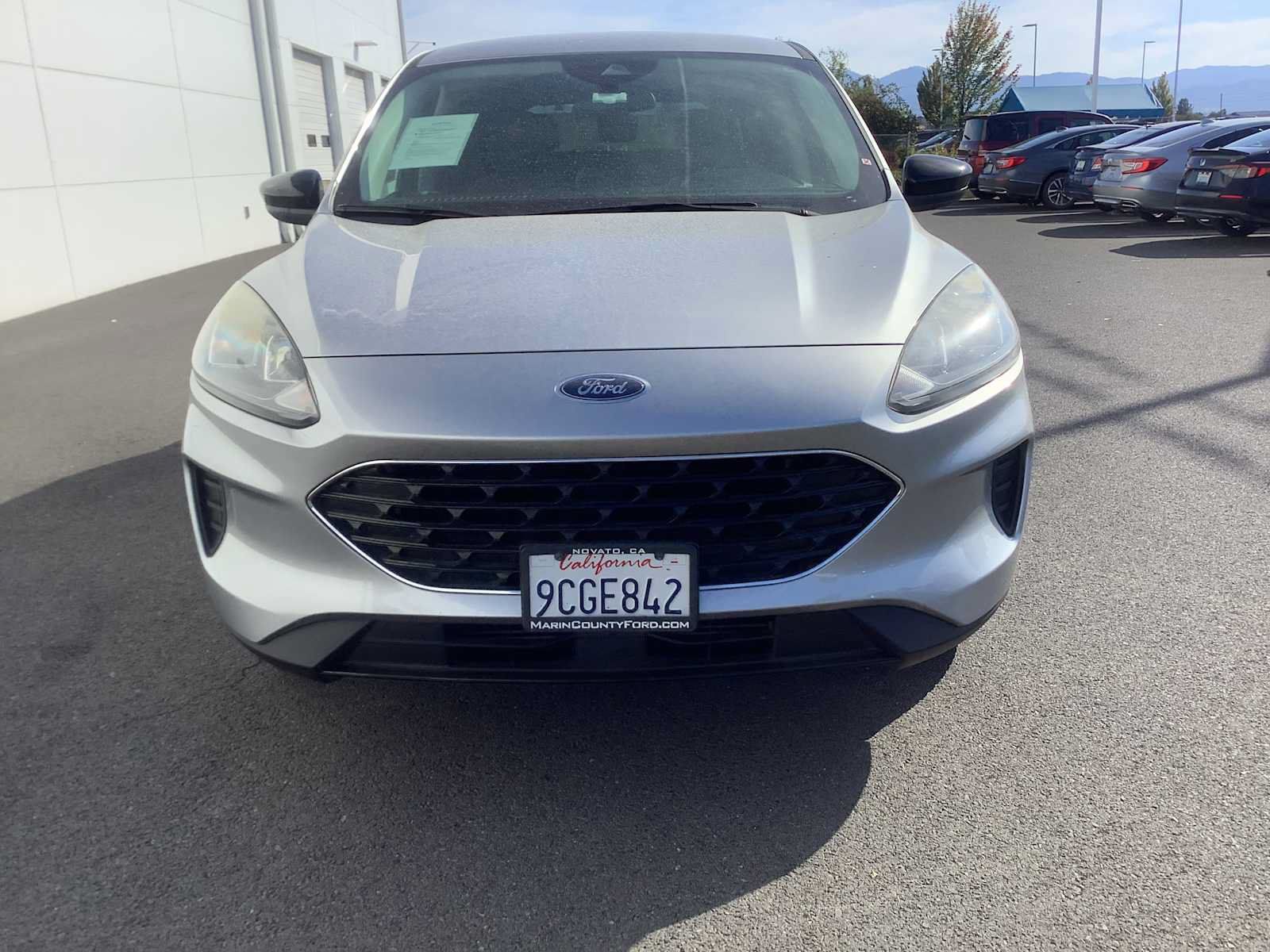 Used 2022 Ford Escape SE w/ SE Sport Appearance Package AWD/4WD image 9