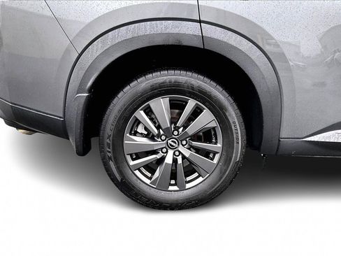 Used 2022 Nissan Pathfinder SV image 33