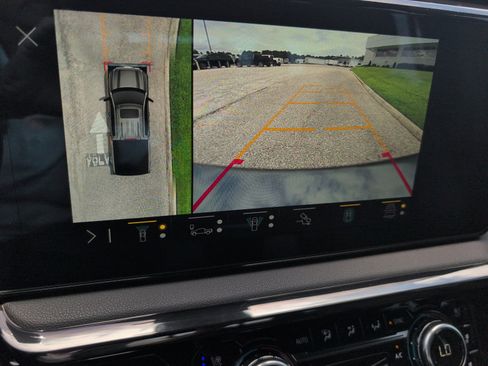 Used 2023 GMC Sierra 1500 AT4 w/ AT4 Premium Package AWD/4WD image 31