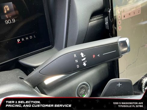 Used 2025 GMC Terrain Elevation AWD/4WD image 29