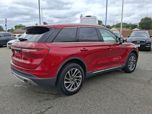 Used 2022 Lincoln Corsair AWD w/ Equipment Group 101A image 4