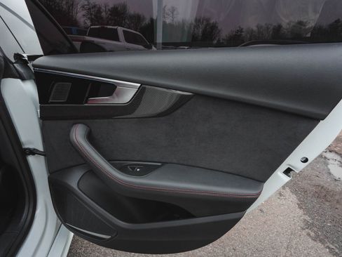 Used 2025 Audi S5 Premium Plus w/ Premium Plus Package image 13