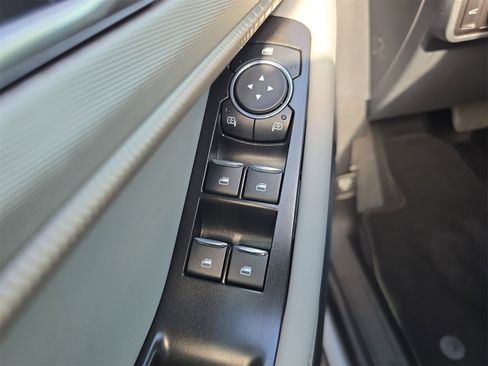 New 2026 Ford Explorer Active image 14