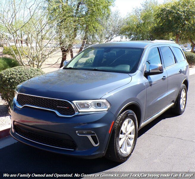 Used 2021 Dodge Durango SXT RWD image 3