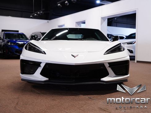 Used 2021 Chevrolet Corvette Stingray Preferred Cpe w/ Z51 Performance Package RWD image 2