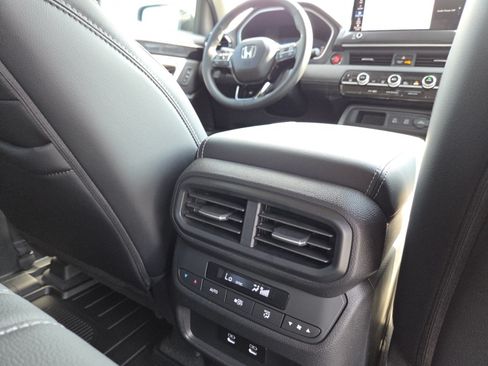 New 2026 Honda Pilot EX-L image 23