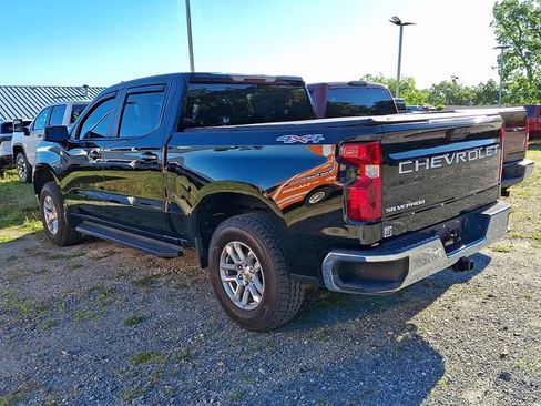 Certified 2023 Chevrolet Silverado 1500 LT AWD/4WD image 4