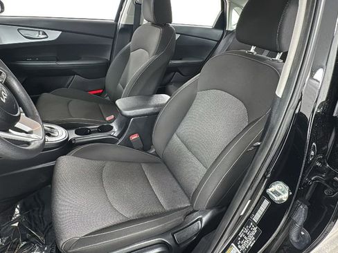 Used 2024 Kia Forte LXS w/ LXS Technology Package image 10