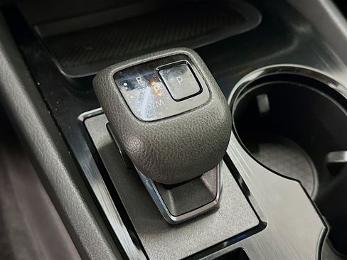 Used 2023 Nissan Rogue SV image 24