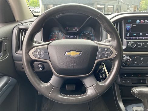Used 2015 Chevrolet Colorado Z71 AWD/4WD image 19
