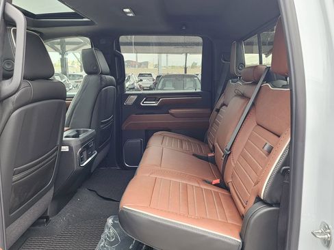 New 2026 GMC Sierra 2500 Denali Ultimate image 47