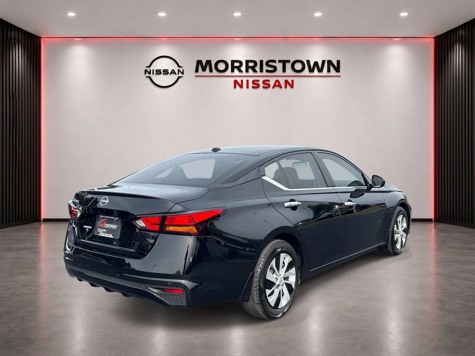 Used 2025 Nissan Altima 2.5 S FWD image 3