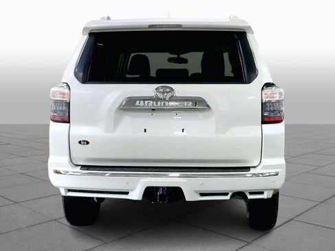 Used 2019 Toyota 4Runner Limited image 4