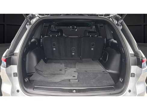 Used 2024 Jeep Grand Cherokee Limited w/ Black Appearance Package image 23