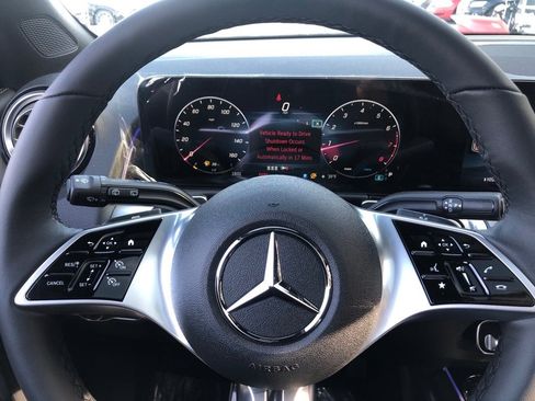 New 2026 Mercedes-Benz GLB 250 GLB 250 image 21