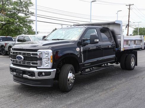 New 2025 Ford F350 XL w/ XL Chrome Package image 5