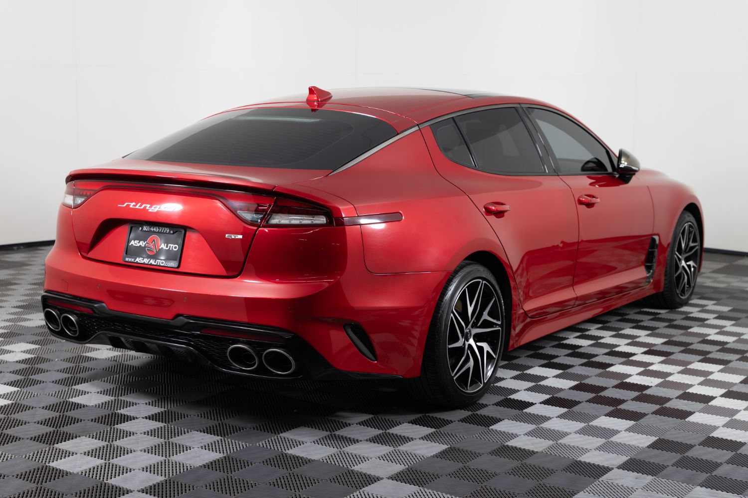 Used 2023 Kia Stinger GT-Line w/ Sun & Sound Package RWD image 7