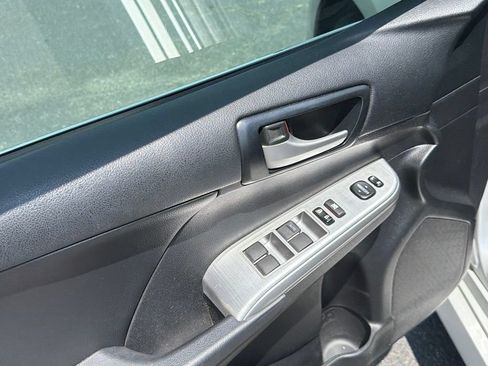 Used 2014 Toyota Camry SE FWD image 6