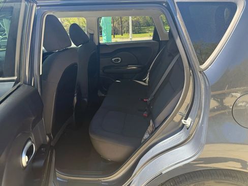 Used 2014 Kia Soul ! image 16