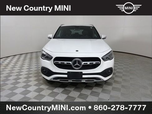 Used 2023 Mercedes-Benz GLA 250 4MATIC image 2