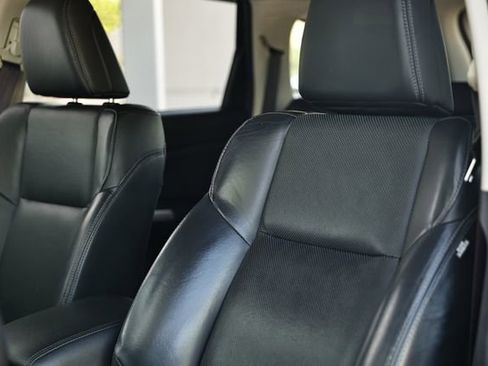 Used 2015 Honda CR-V Touring image 22