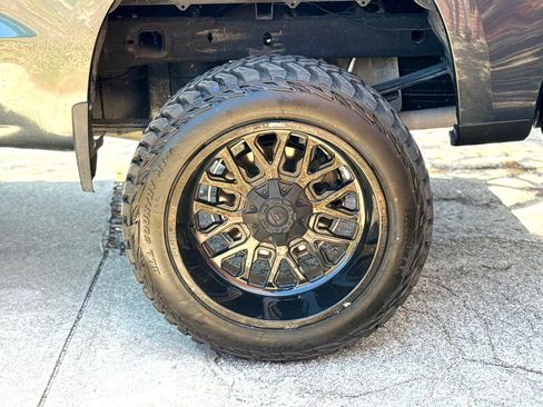 Used 2020 Chevrolet Silverado 1500 Custom Trail Boss w/ Custom Convenience Package image 10