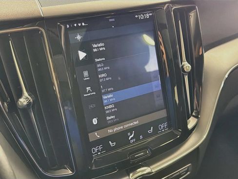 Used 2018 Volvo XC60 T5 Momentum w/ Convenience Package AWD/4WD image 37