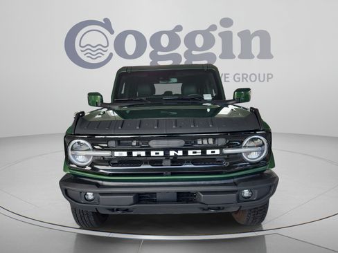 Certified 2025 Ford Bronco Outer Banks AWD/4WD image 8