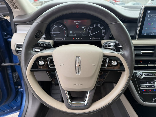 Used 2020 Lincoln Corsair AWD image 24