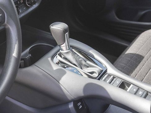 Certified 2024 Honda HR-V LX image 20