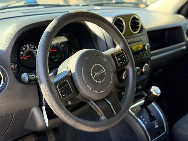 Used 2013 Jeep Patriot Sport AWD/4WD image 7
