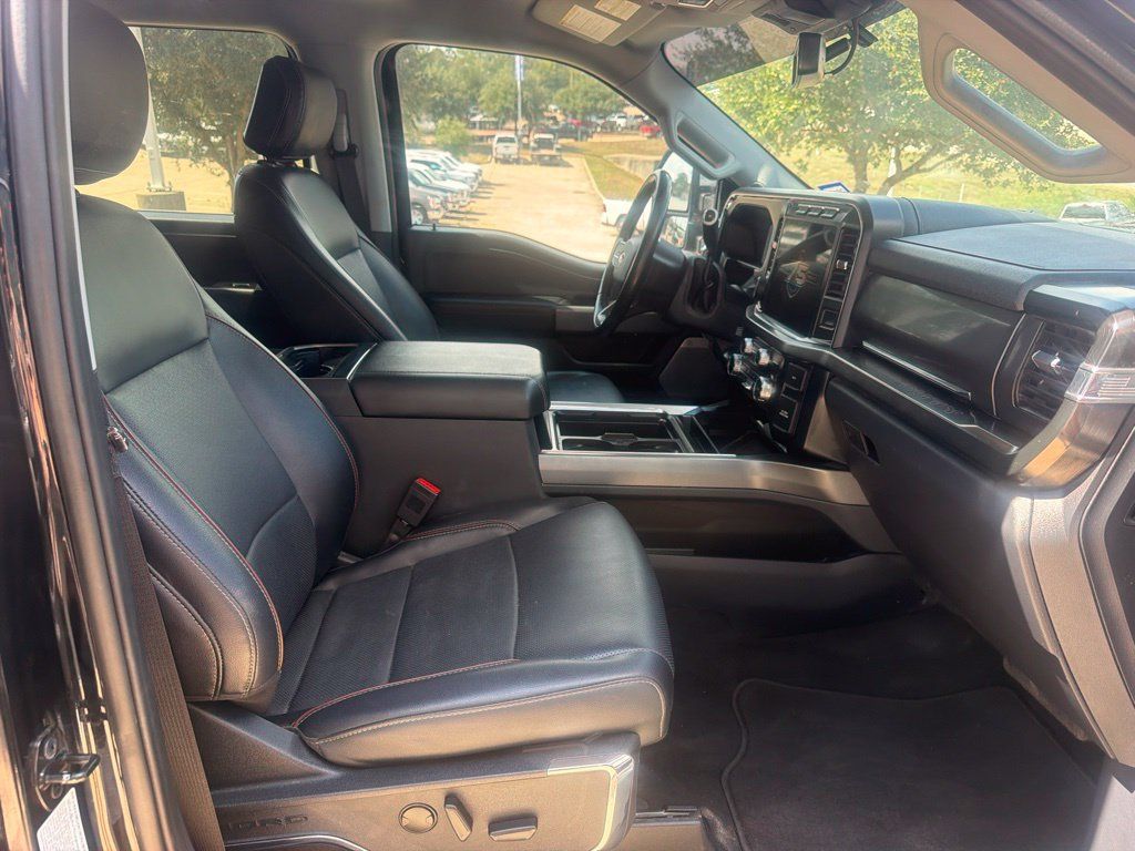 Used 2023 Ford F350 Lariat w/ Lariat Ultimate Package AWD/4WD image 10