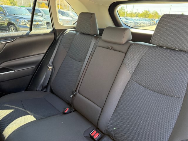 Used 2023 Toyota RAV4 LE AWD/4WD image 27