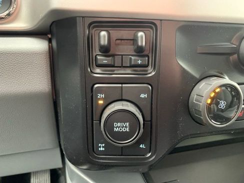 New 2026 Ford F350 XLT w/ XLT Premium Package image 17