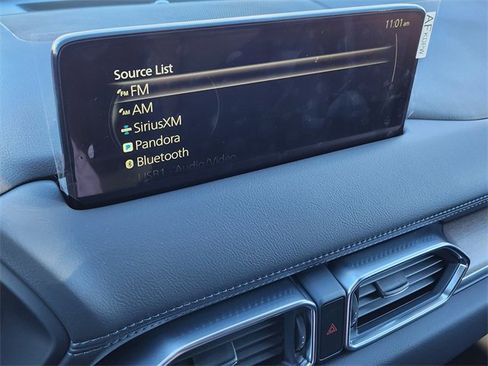 New 2025 MAZDA CX-5 Signature image 11