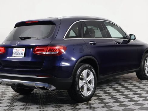 Used 2017 Mercedes-Benz GLC 300 image 4