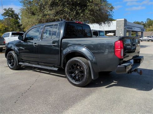 Used 2019 Nissan Frontier SV w/ Value Truck Package image 6