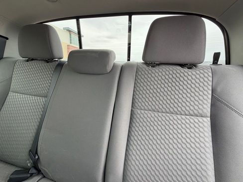 Used 2021 Toyota Tacoma SR5 RWD image 9
